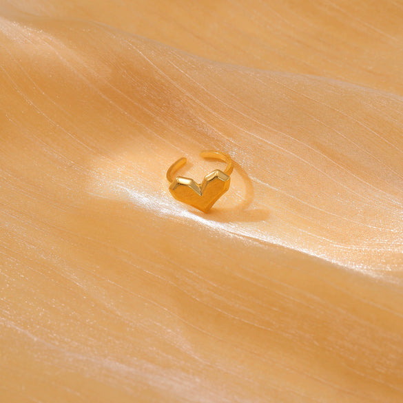 Wholesale Women's Stainless Steel Heart Ring Light Luxury Style With Electroplating