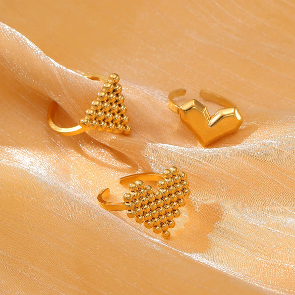 Wholesale Women's Stainless Steel Heart Ring Light Luxury Style With Electroplating