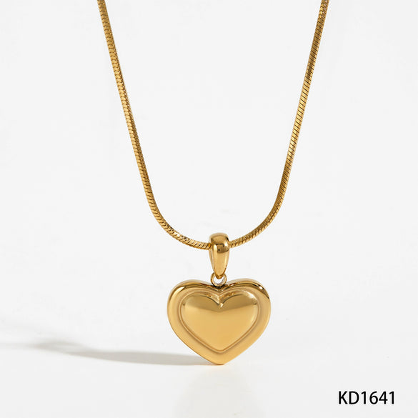 Wholesale Women's Stainless Steel Heart Shape Light Luxury Style Real Gold Plated Love Pendant Necklace