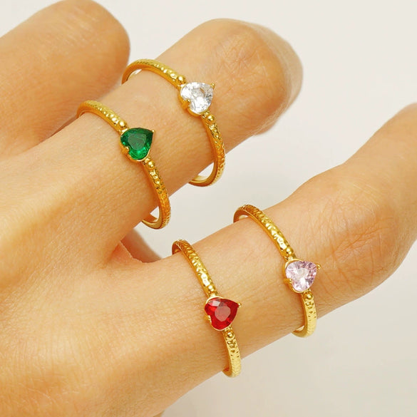 Wholesale Women's 316L Stainless Steel Heart Shaped Inlaid Zircon Love Ring With Electroplating