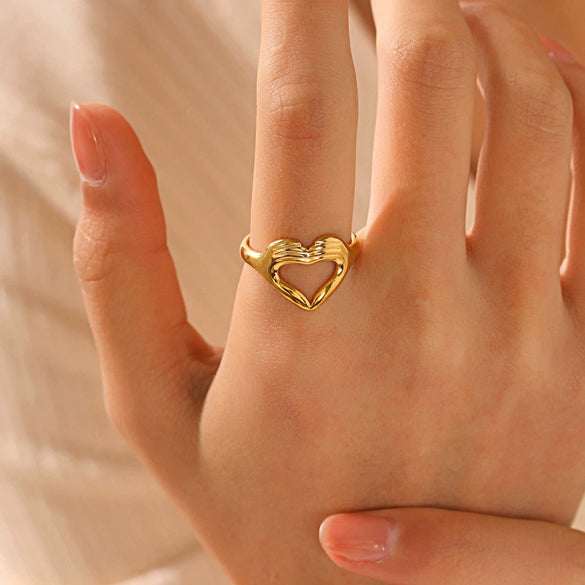 Wholesale Women's Stainless Steel Heart Shaped Real Gold Plated Love Ring Ins Style