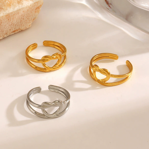 Wholesale Women's Stainless Steel Heartshaped Hiphop Ring 18K Goldplated