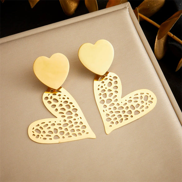 Wholesale Women's Stainless Steel Heartshaped Pendant Jewelry Earrings With Electroplating And Fashion Simple Hollow Design