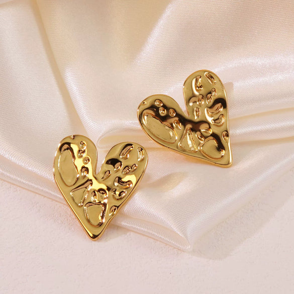 Wholesale Women's Stainless Steel Heartshaped Stamping Earrings