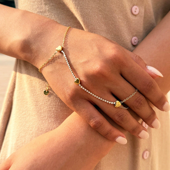 Wholesale Women's Stainless Steel Heartshaped Zircon Bracelet With Real Gold Plating