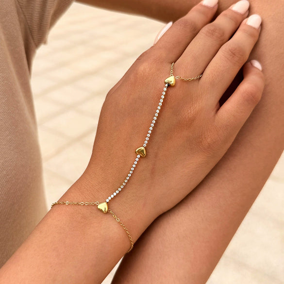 Wholesale Women's Stainless Steel Heartshaped Zircon Bracelet With Real Gold Plating