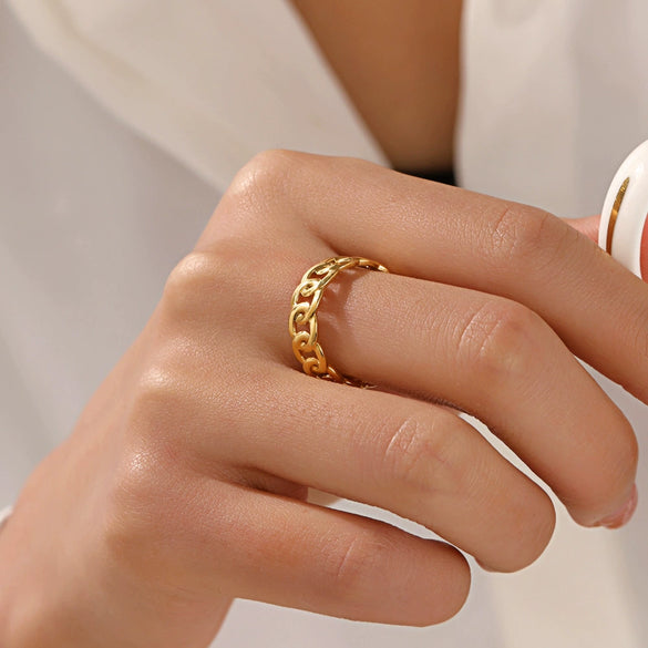 Wholesale Women's Stainless Steel Hiphop Ring With Geometric Pattern And Real Gold Plating