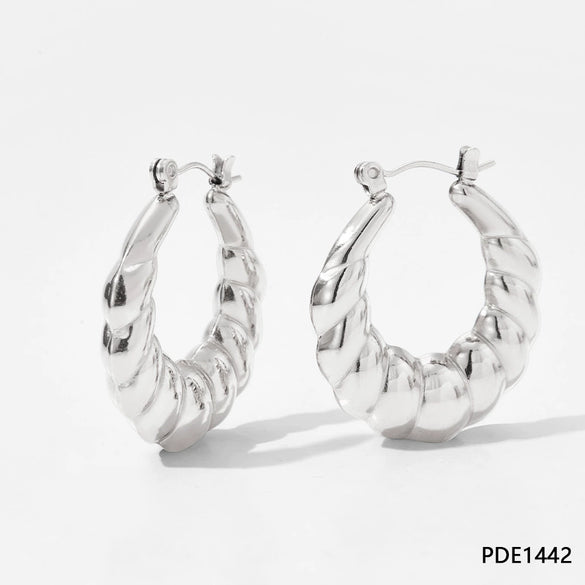 Wholesale Women's Stainless Steel Hollow Earrings With Geometric Style And Electroplating Treatment
