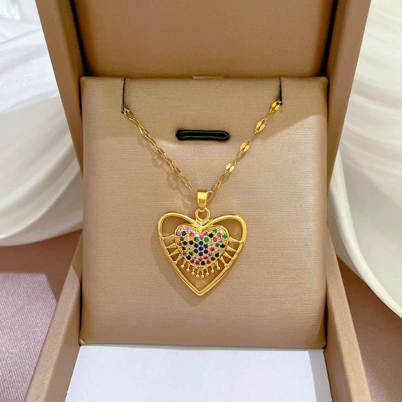 Wholesale Women's Stainless Steel Ins Style Devil's Eye Heart Shape Pendant Necklace With Electroplating