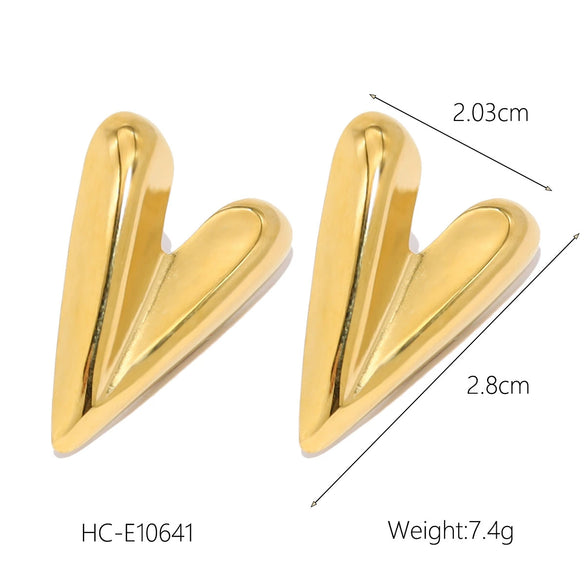 Wholesale Women's Stainless Steel Jewelry Set With Heartshaped And Geometric Elements Electroplating Treatment