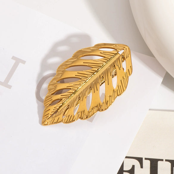 Wholesale Women's Stainless Steel Jewelry Set With Hollow Leaves Design Pvd Furnace Vacuum Real Gold Plating Hairpin Earrings Necklace