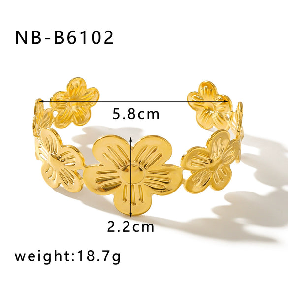 Wholesale Women's Stainless Steel 18K Color Bracelet With Leaf Butterfly Flower Stitching And Creative Opening Electroplated