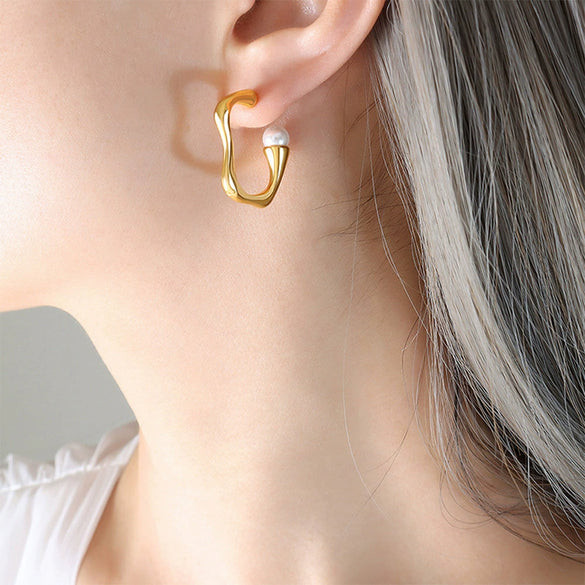 Wholesale Women's Stainless Steel 18K Electroplated Hollow Geometric U Shaped Light Luxury Fashionable Earrings