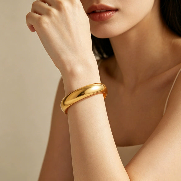 Wholesale Women's Stainless Steel 18K Electroplated Wide Smooth Bracelet Light Luxury Fashion Jewelry