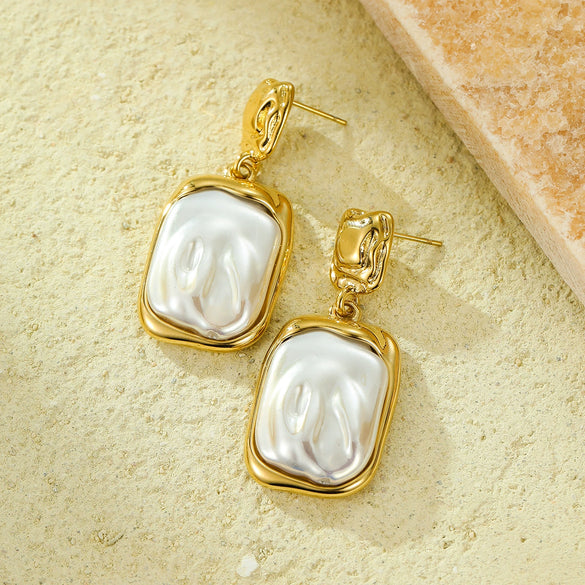 Wholesale Women's Stainless Steel 18K French Retro Baroque Pearl Geometric Pendant Earrings With Electroplating