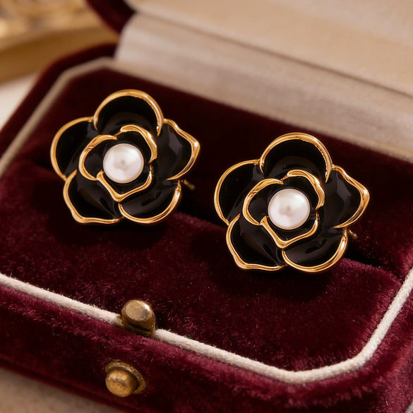 Wholesale Women's Stainless Steel 18K Gold Plated Flower Pattern Earrings With Light Luxury Design
