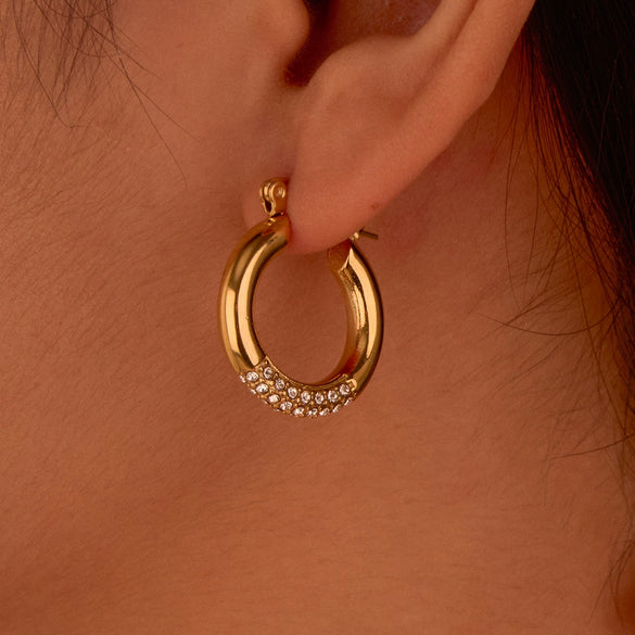 Wholesale Women's Stainless Steel 18K Gold Plated Geometric Fashion Niche Light Luxury Earrings