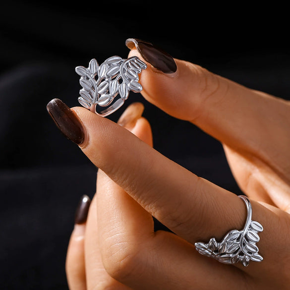 Wholesale Women's 316L Stainless Steel 18K Gold Plated Geometric Leaf Splicing Open Ring