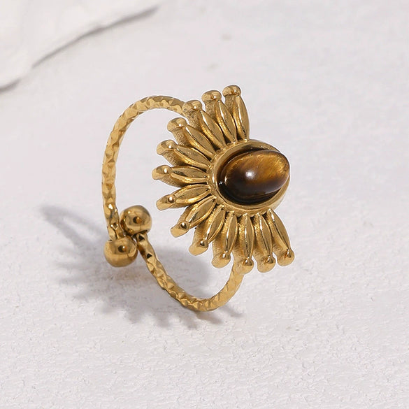 Wholesale Women's Stainless Steel 18K Goldplated Flowershaped Ring With Simple Style