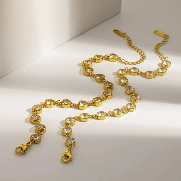 Wholesale Women's Stainless Steel 18K Goldplated Geometric Heartshaped Zirconia Bracelet Light Luxury Highend Jewelry