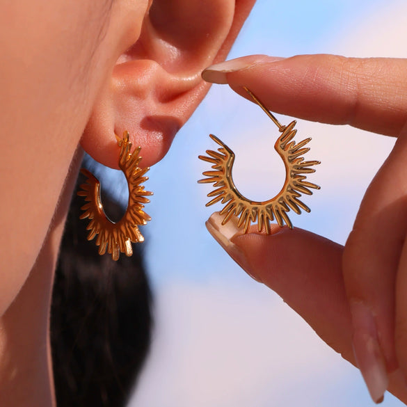 Wholesale Women's Stainless Steel 18K Goldplated Geometric Pattern Fashion Earrings