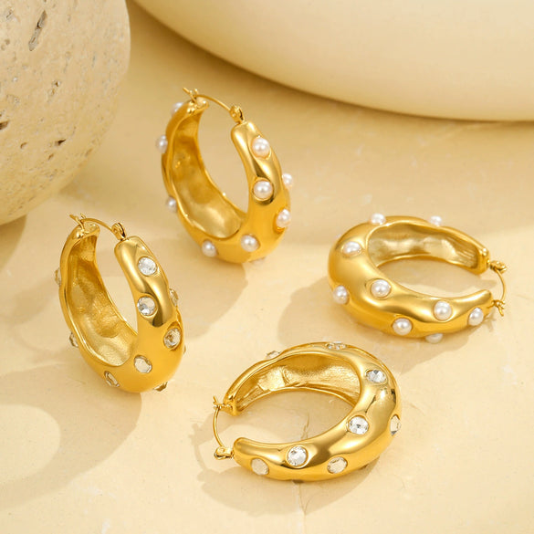 Wholesale Women's Stainless Steel 18K Inlaid Pearl Zircon Geometric Earrings With Electroplating