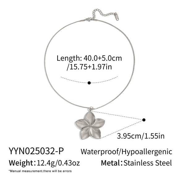 Wholesale Women's Stainless Steel 18K Real Gold Plated Flower Pendant Necklace With Snake Chain French Retro Texture