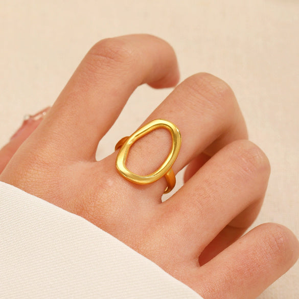 Wholesale Women's Stainless Steel Leaf Shaped Simple Geometric Ring With Electroplating