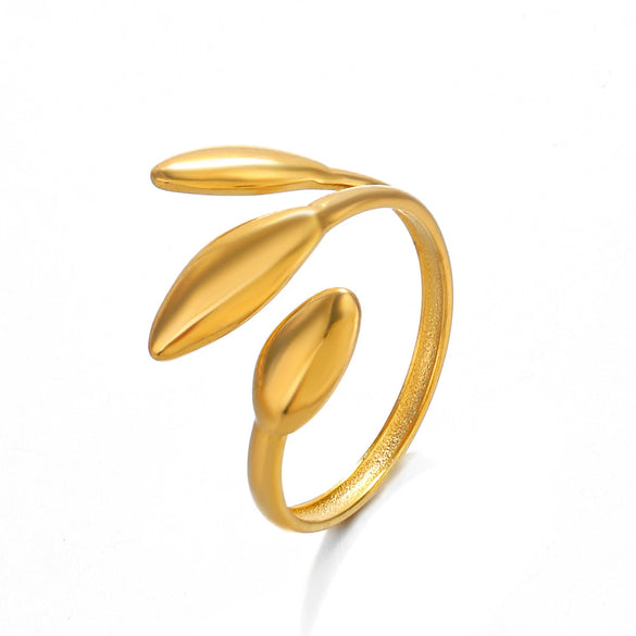 Wholesale Women's Stainless Steel Leaves Ring With 18K Goldplated Electroplating In Ins Style