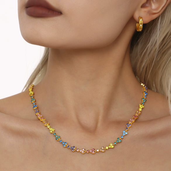 Wholesale Women's 316L Stainless Steel Light Luxury Geometric Triangle Plum Blossom Handmade Chain Plated 18K True Gold Necklace
