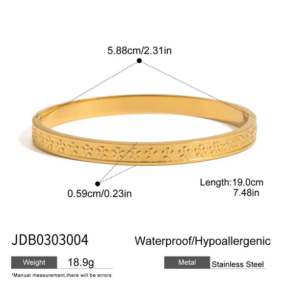 Wholesale Women's Stainless Steel Love Bracelet With Geometric Shape Electroplated Light Luxury High End Sense