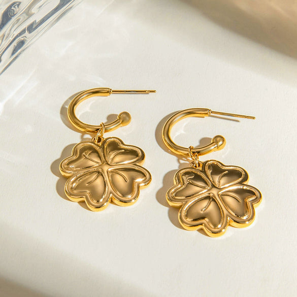 Wholesale Women's Stainless Steel Love Four Leaf Clover Earrings Jewelry With Geometric Pattern And Electroplating Treatment