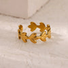 Wholesale Women's Stainless Steel Love Shaped Geometric Ring With Electroplating