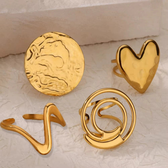 Wholesale Women's Stainless Steel Love Shaped Geometric Ring With Electroplating