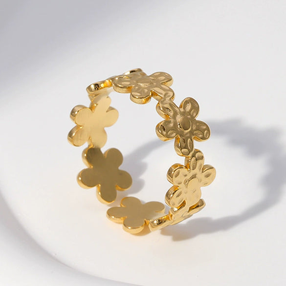 Wholesale Women's Stainless Steel Loveshaped Leaves Pattern Open Ring