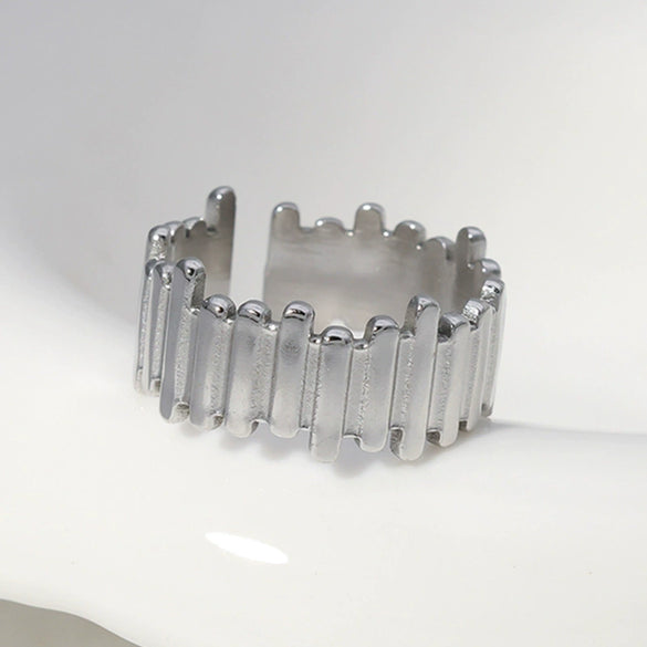 Wholesale Women's Stainless Steel Loveshaped Leaves Pattern Open Ring