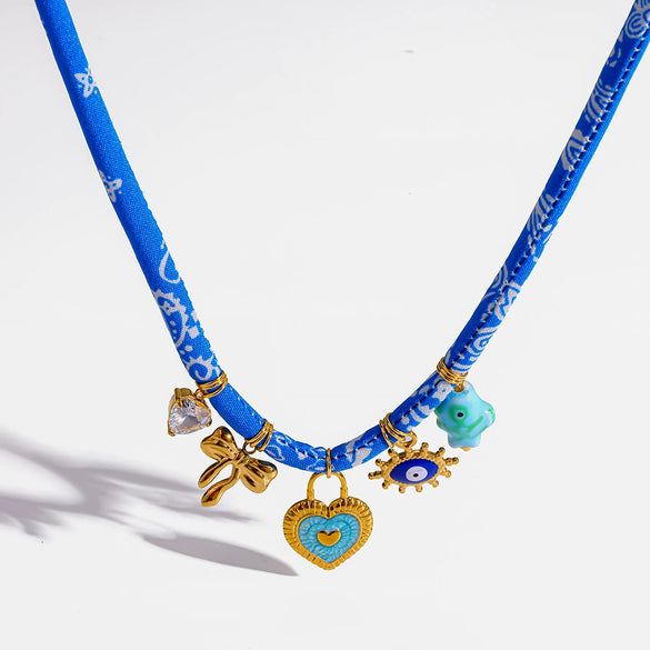 Wholesale Women's Stainless Steel Necklace With Heartshaped And Geometric Pendants Pvd Furnace Vacuum Real Gold Plated