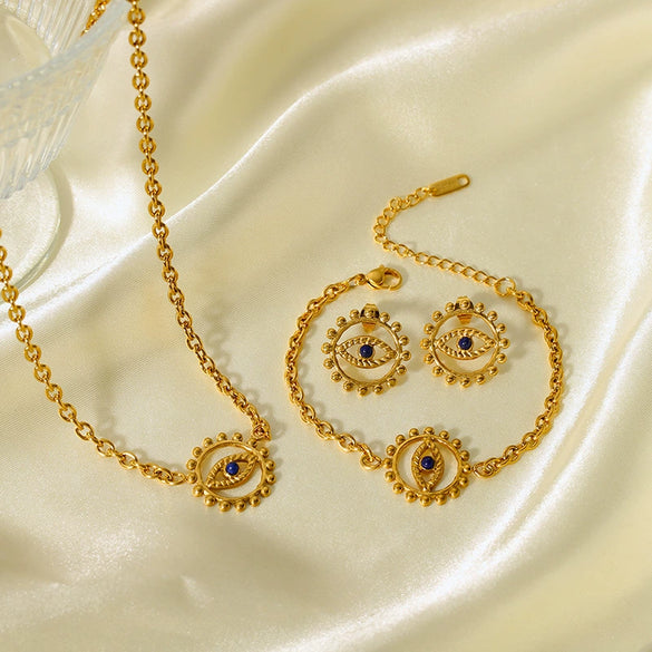 Wholesale Women's Stainless Steel Necklace With Retro Hollow Angel Eye Pendant 18K Gold Plated Geometric Pattern Vacuum Real Gold Electroplating In Pvd Furnace