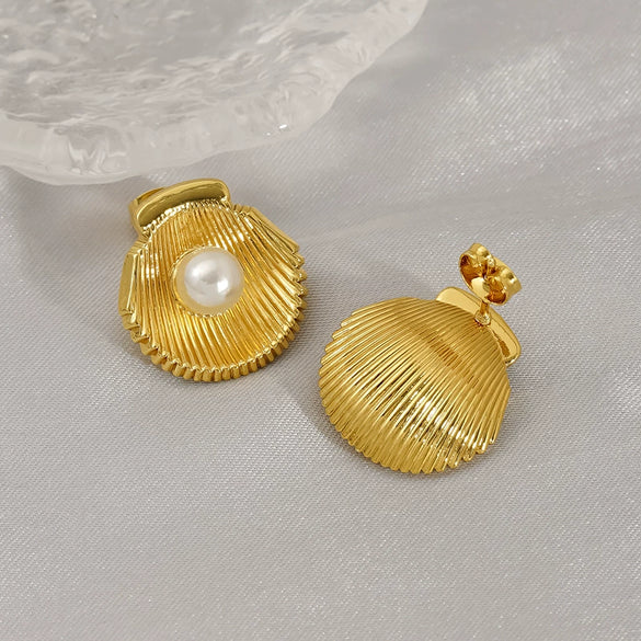 Wholesale Women's Stainless Steel Pearl Geometric Earrings With Electroplating Simple Minimalist Style