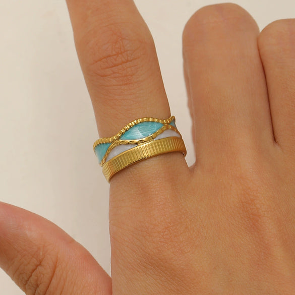 Wholesale Women's Stainless Steel Ring Retro Inlaid Colored Stone Geometric Star Pattern Electroplated