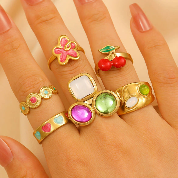 Wholesale Women's Stainless Steel Ring Retro Inlaid Colored Stone Geometric Star Pattern Electroplated