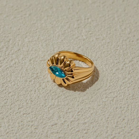 Wholesale Women's Stainless Steel Ring With Geometric Design And Zirconium Flower Accessories Electroplated