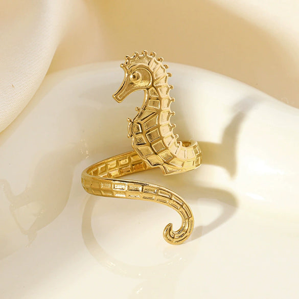 Wholesale Women's Stainless Steel Seahorse Ring With Electroplating And Fashionable Design