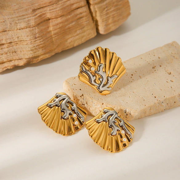 Wholesale Women's Stainless Steel Shell Earrings With Geometric Pattern And Electroplating Design In Natural Style