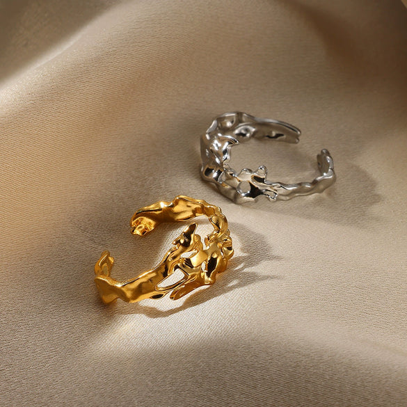 Wholesale Women's Stainless Steel Snake Shaped Open Ring With Irregular Curve Geometric Arc Design Electroplated Non Fading