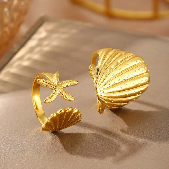 Wholesale Women's Stainless Steel Starfish Animal Style Opening Finger Ring With Electroplating
