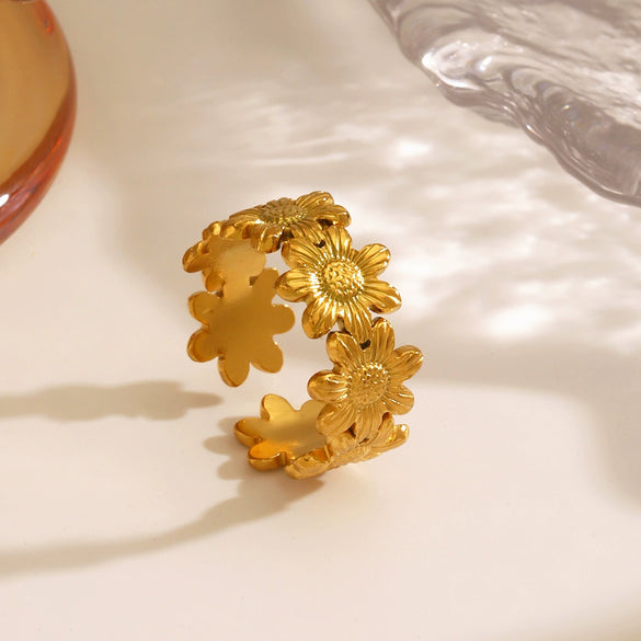 Wholesale Women's Stainless Steel Sunflower Opening Adjustable Electroplated Ring