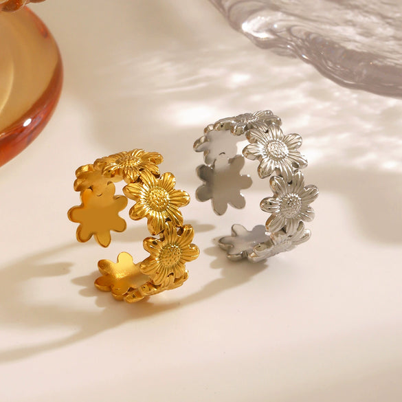Wholesale Women's Stainless Steel Sunflower Opening Adjustable Electroplated Ring