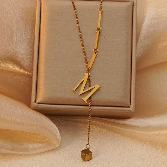 Wholesale Women's Stainless Steel Tassel Clavicle Chain With 26 Letter Design And Electroplating Treatment