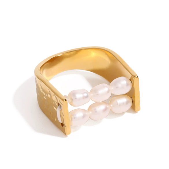 Wholesale Women's Stainless Steel U Shape Geometric Pearl Ring With Electroplating